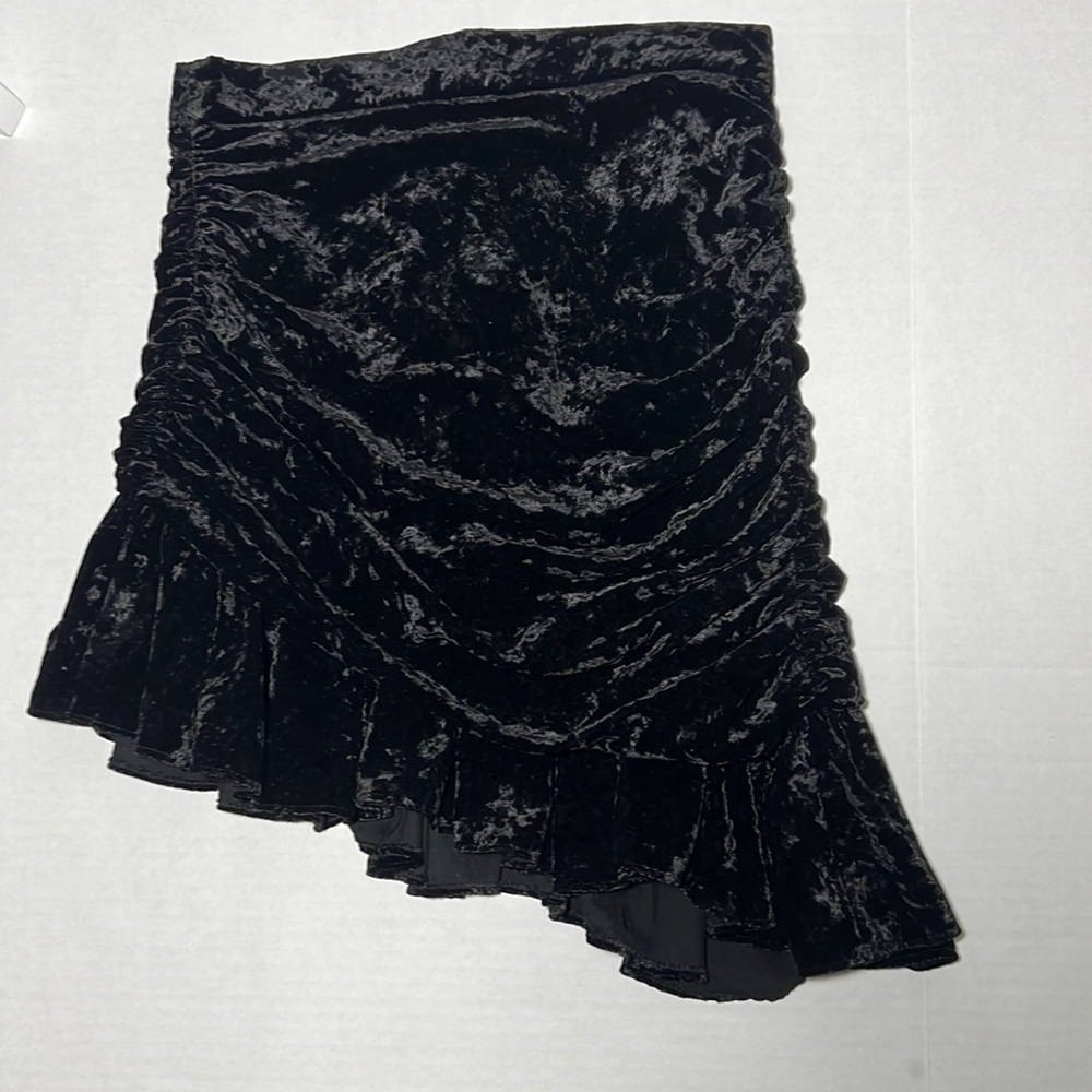 Zara Women’s Crushed Velvet Ruffled Ruched Asymmetric Hem Mini Skirt Sz XS Black